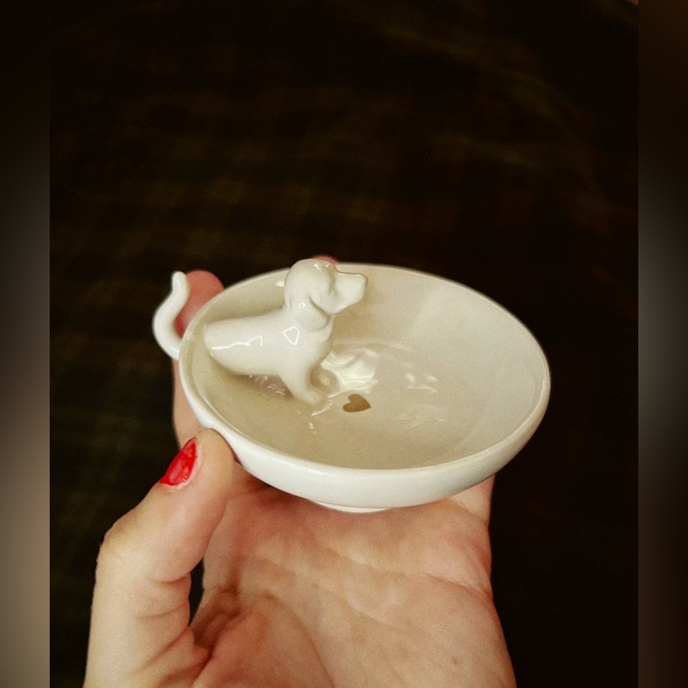 Cute UO dish 💕